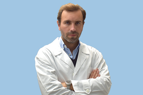Dr. Diogo Gil